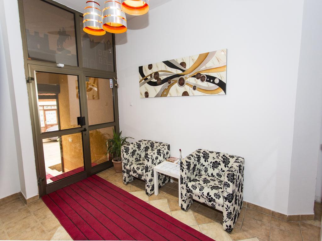 Apart Hotel Kalonis Скопье Экстерьер фото
