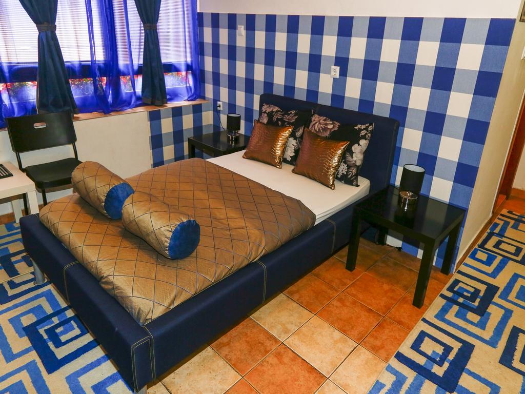 Apart Hotel Kalonis Скопье Экстерьер фото