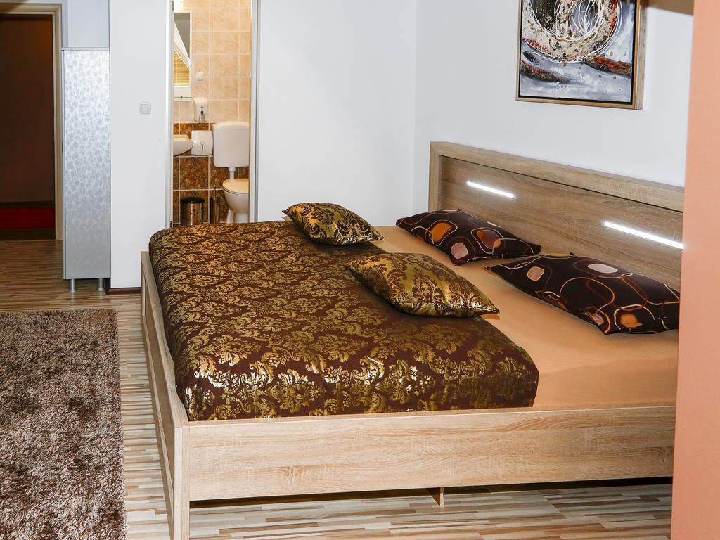 Apart Hotel Kalonis Скопье Номер фото